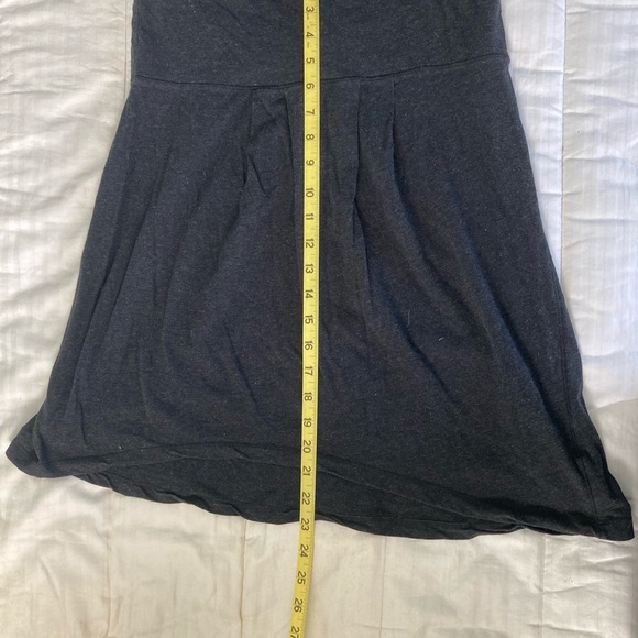 Lole Lunner Casual lifestyle gray skirt Sz Medium - Picture 7 of 8